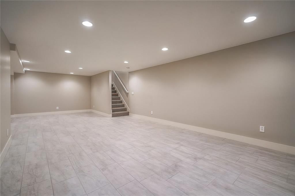 14129 S Locust Street — photo 65