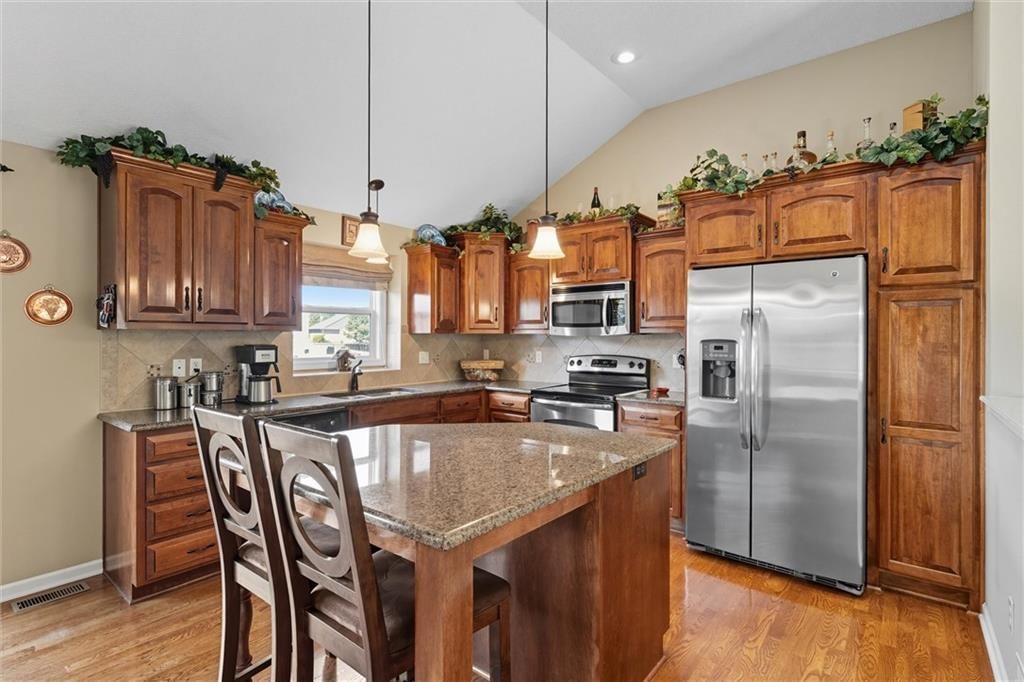 21066 S Skyview Lane — photo 14