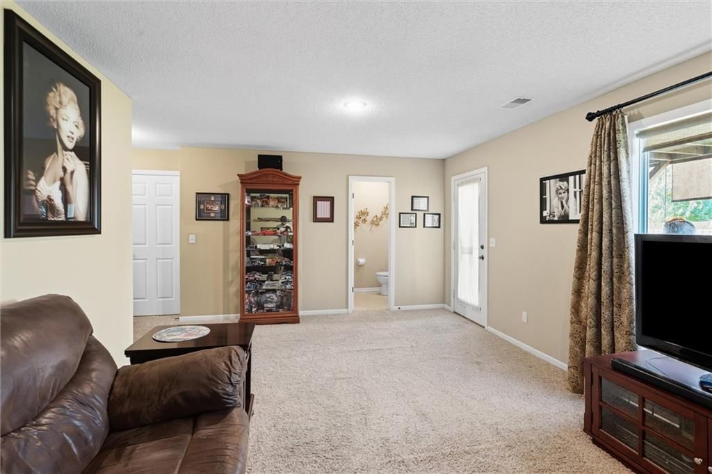 21066 S Skyview Lane — photo 25
