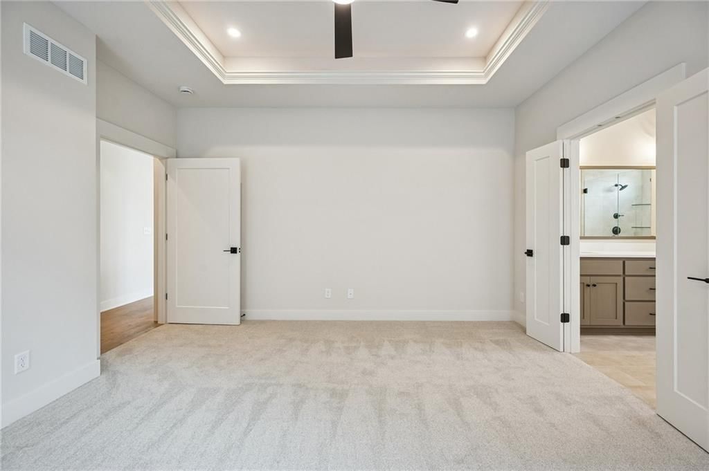 2157 Black Walnut Drive — photo 13