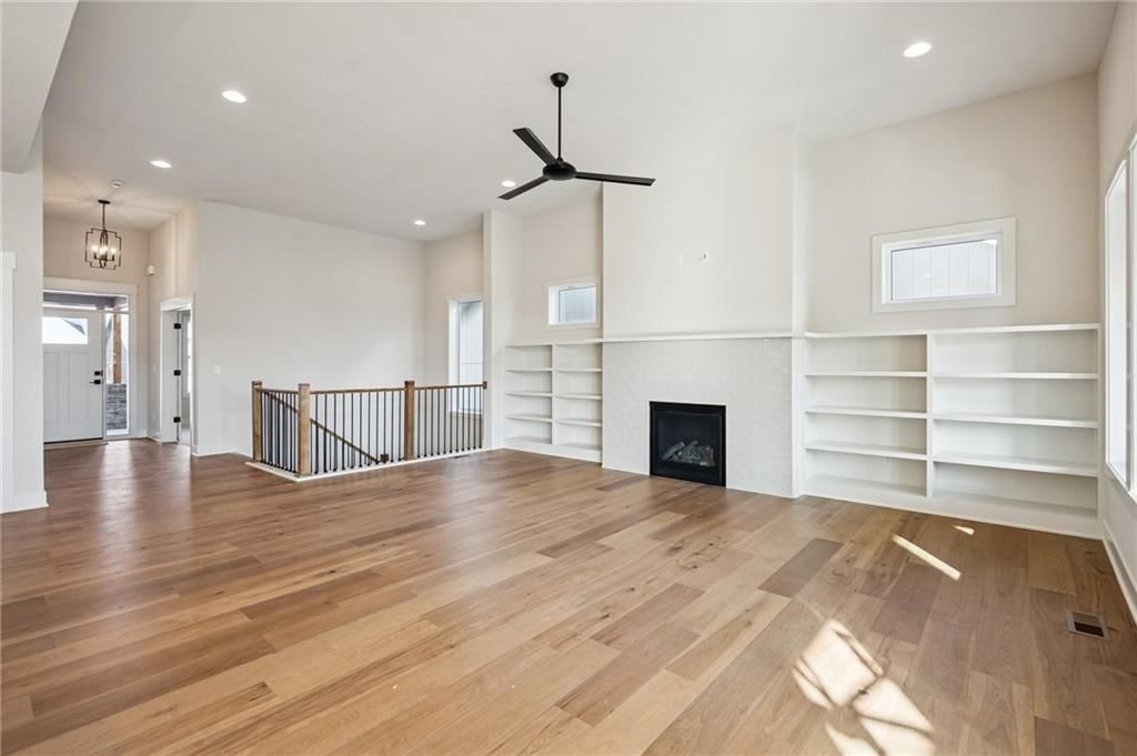 2157 Black Walnut Drive — photo 4