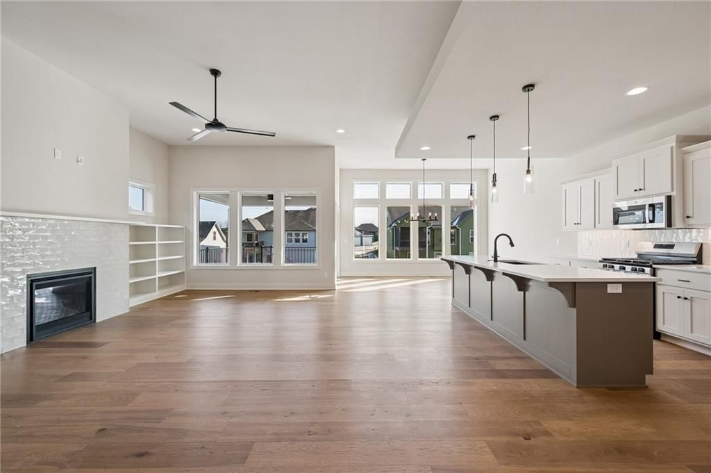2157 Black Walnut Drive — photo 5