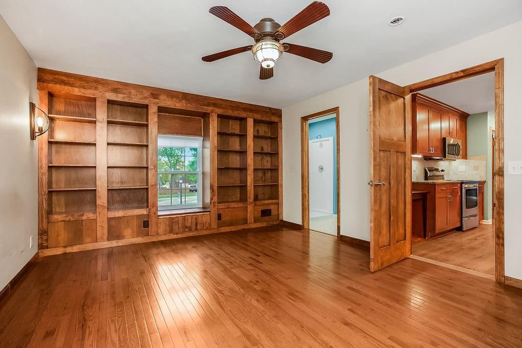 5620 Monrovia Street — photo 13