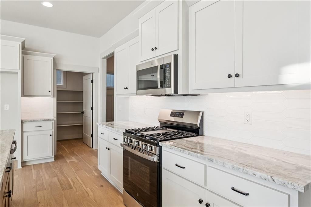 2153 Black Walnut Drive — photo 9