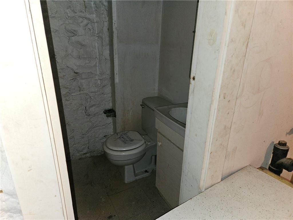 3135 NE Winn Road — photo 37