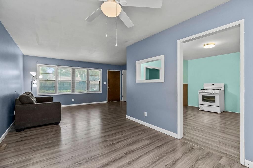 524 N 80th Terrace — photo 13