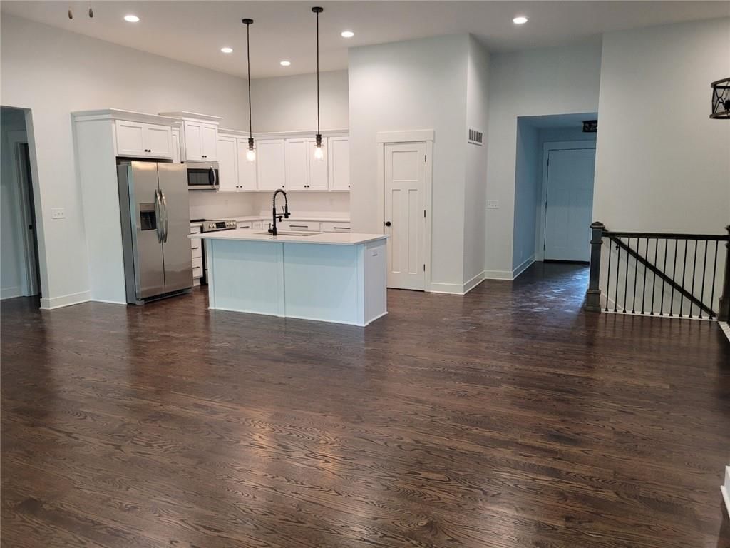 1349 N Holland Court — photo 3