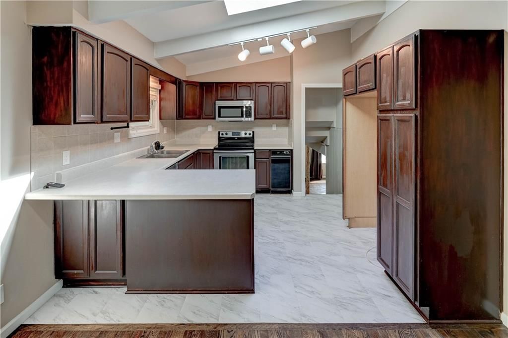 2400 NE SHADY LANE Drive — photo 13
