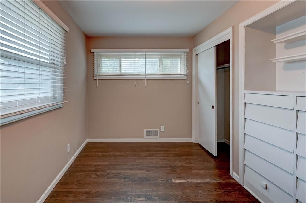 2400 NE SHADY LANE Drive — photo 26