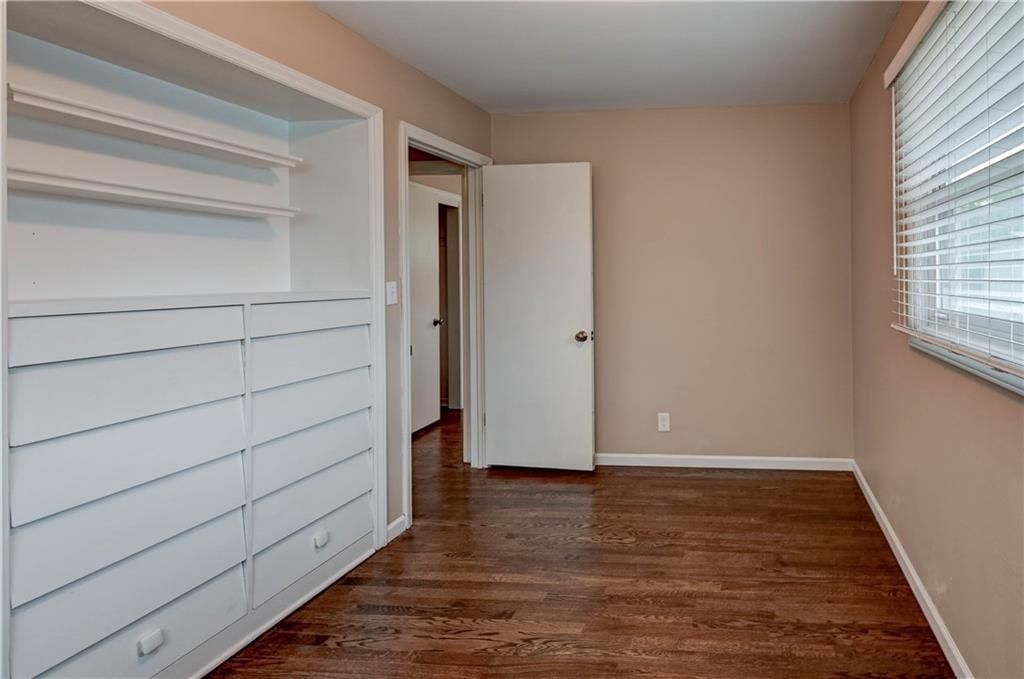 2400 NE SHADY LANE Drive — photo 27