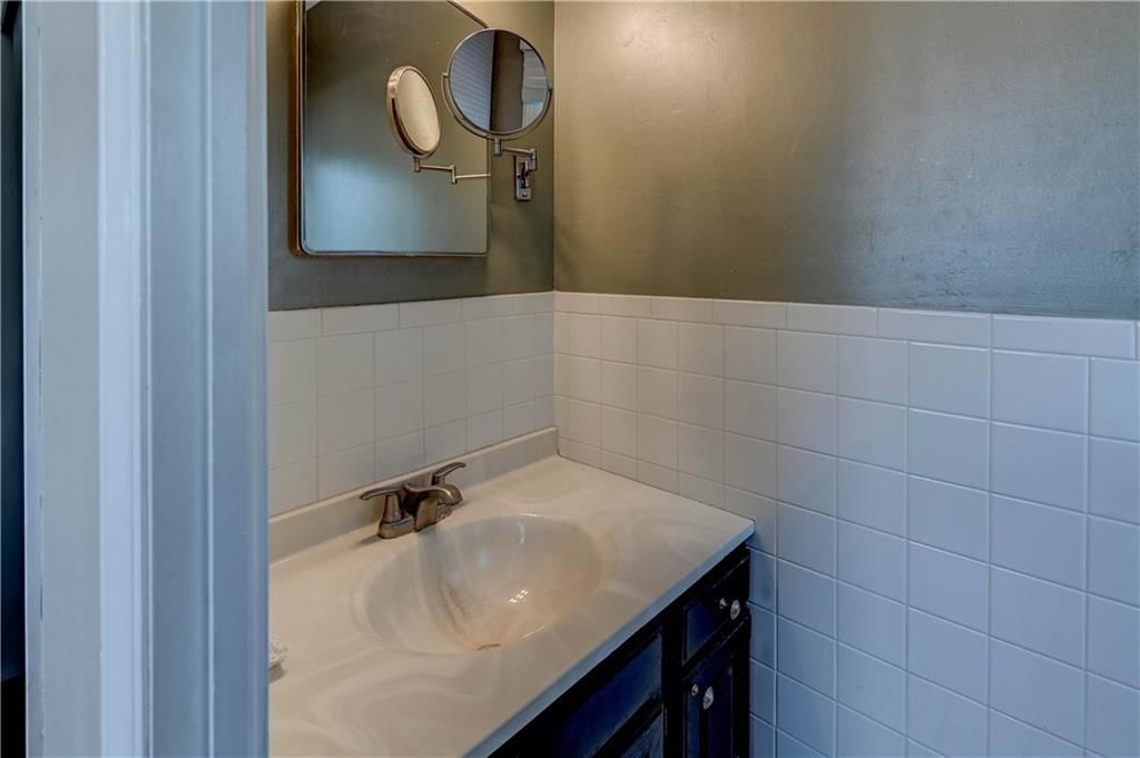 2400 NE SHADY LANE Drive — photo 30