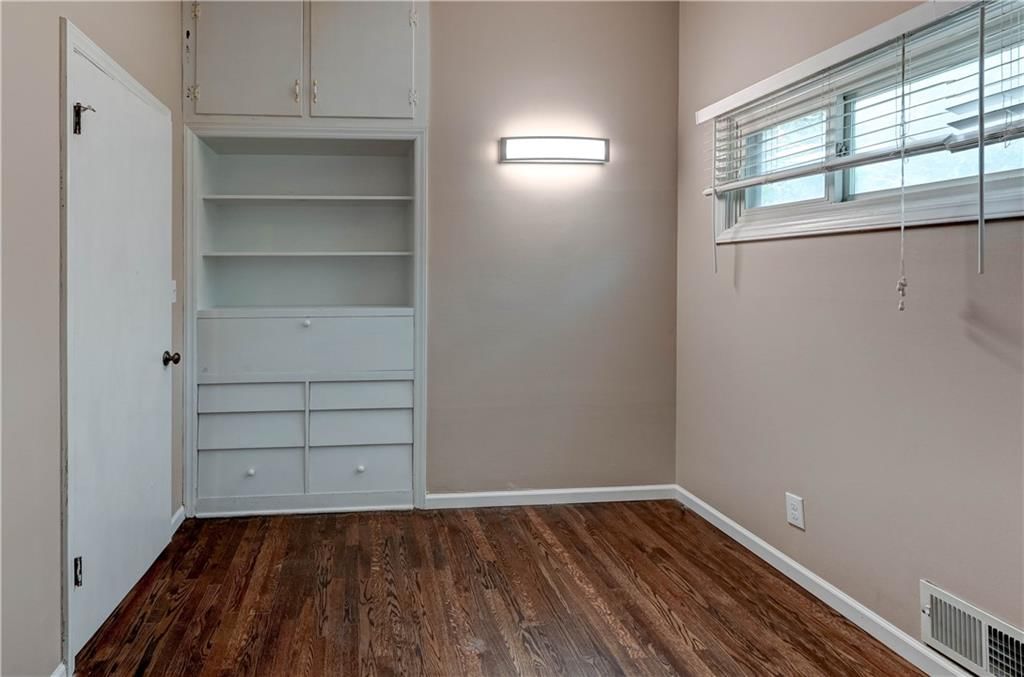 2400 NE SHADY LANE Drive — photo 31