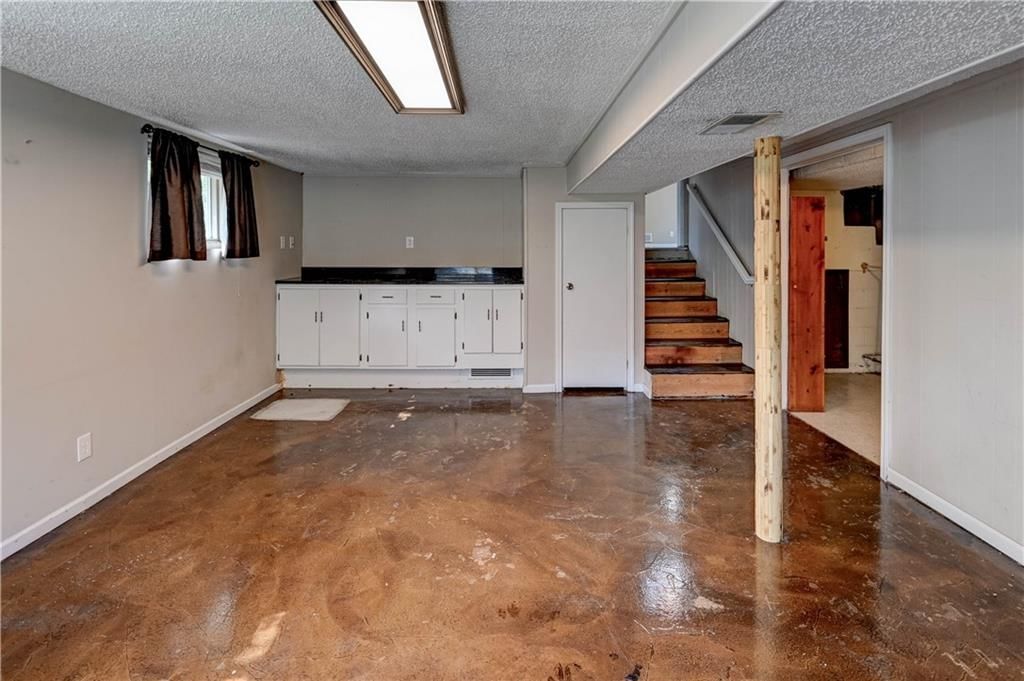 2400 NE SHADY LANE Drive — photo 34