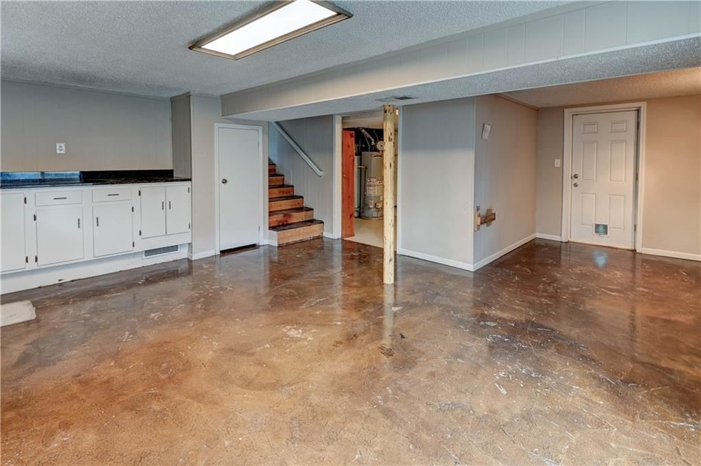 2400 NE SHADY LANE Drive — photo 35