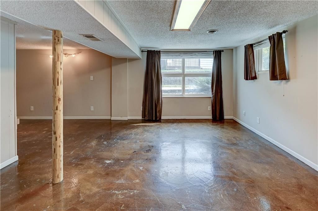 2400 NE SHADY LANE Drive — photo 37