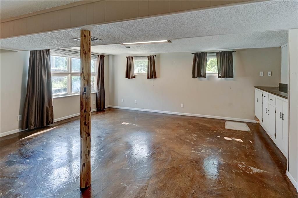 2400 NE SHADY LANE Drive — photo 38