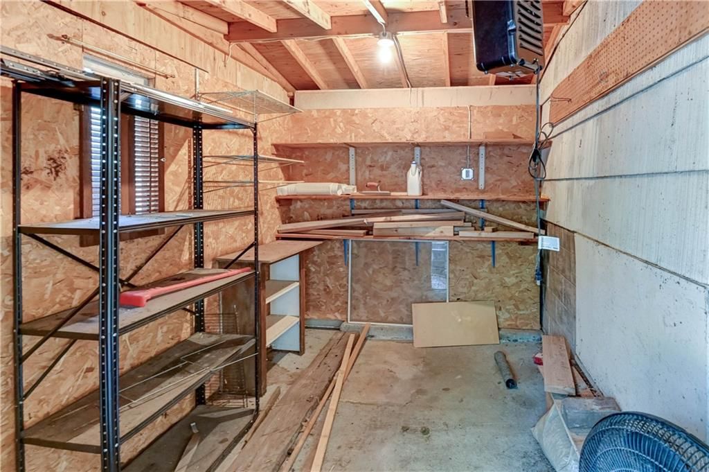 2400 NE SHADY LANE Drive — photo 41