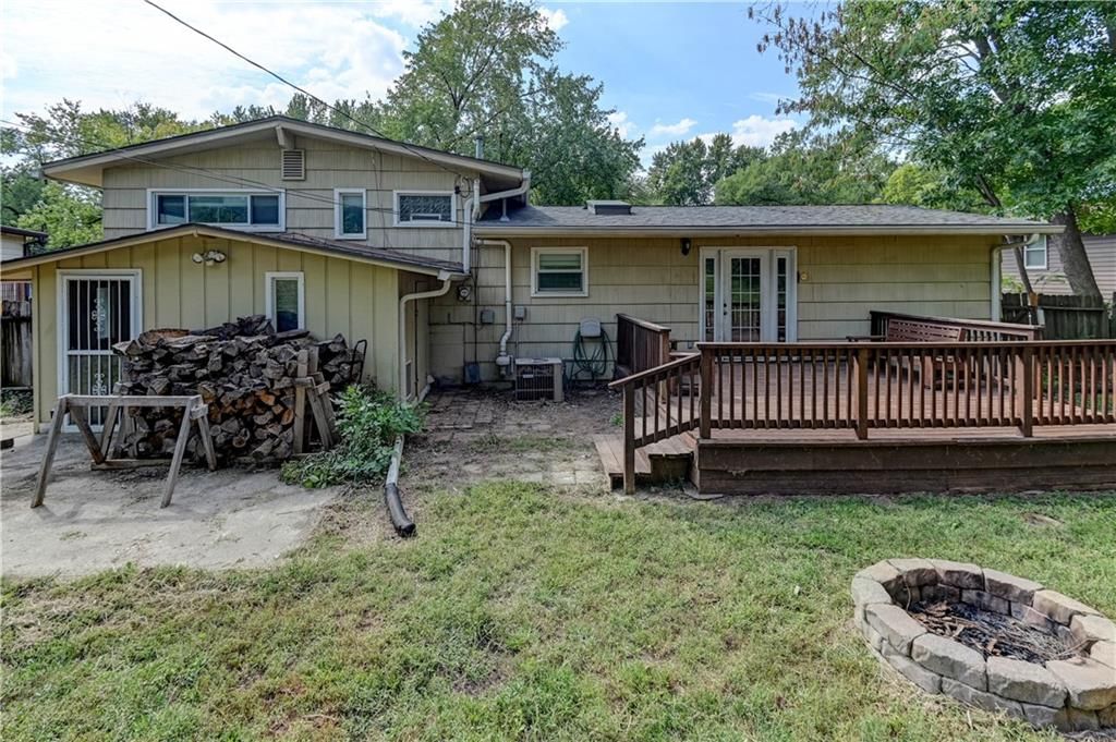 2400 NE SHADY LANE Drive — photo 47