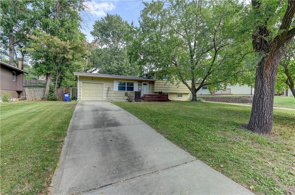2400 NE SHADY LANE Drive — photo 55