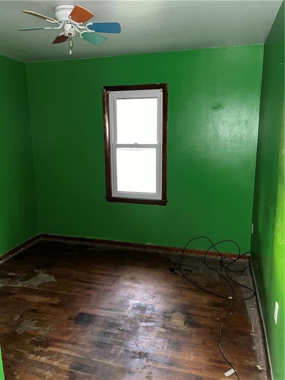 729 Hazel Street — photo 3