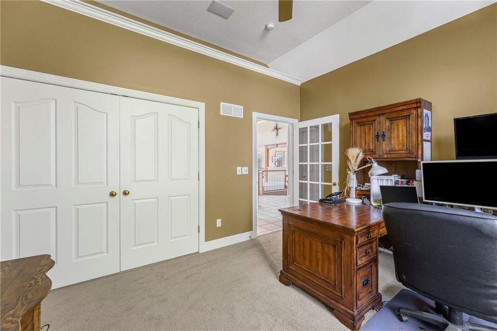 19220 W 98th Terrace — photo 24