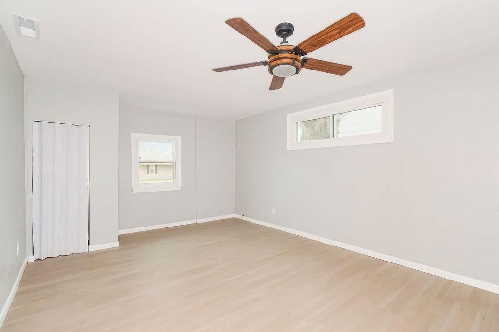 1008 E Fredrickson Drive — photo 11