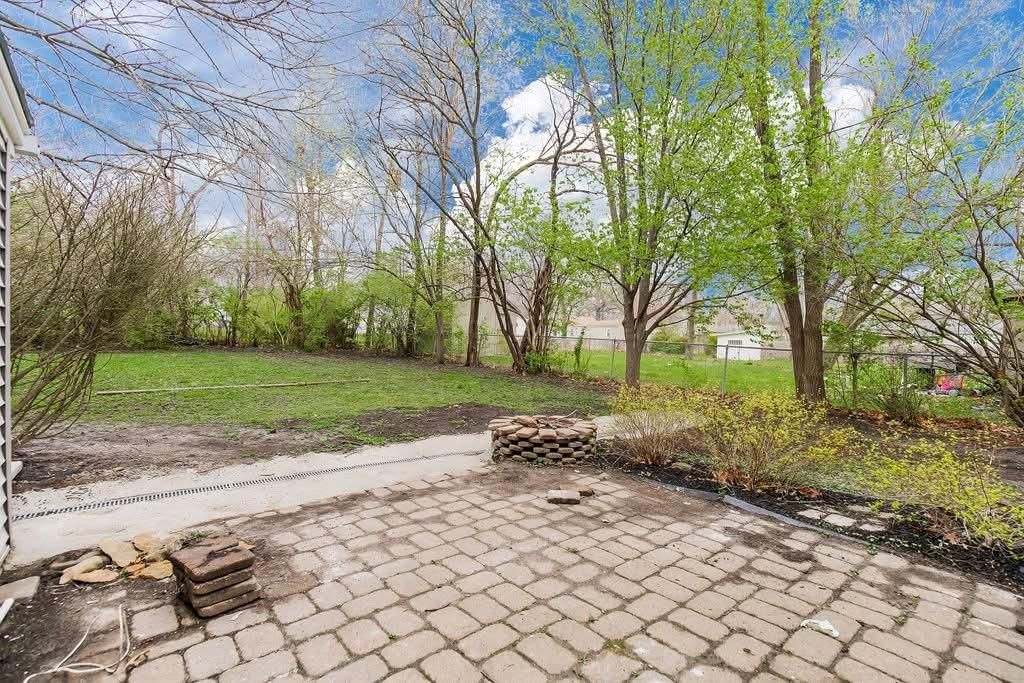1008 E Fredrickson Drive — photo 23