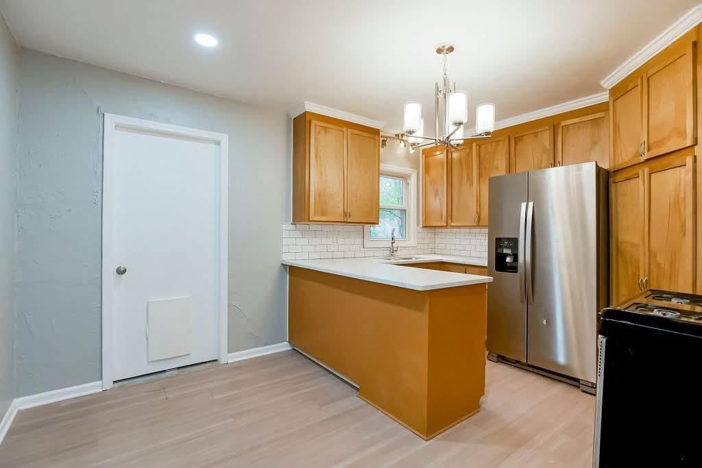 1008 E Fredrickson Drive — photo 7