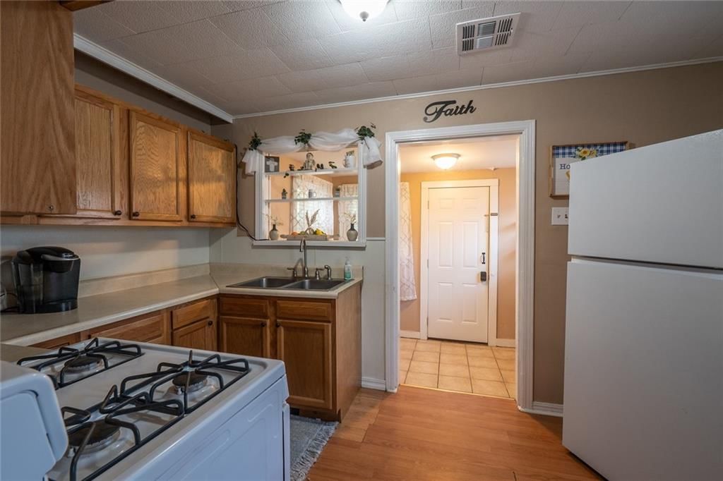 509 S 1st Street — photo 15