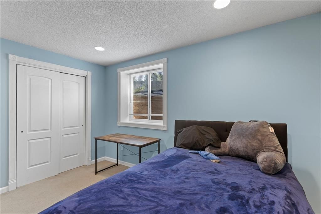 1026 N Buchanan Street — photo 43