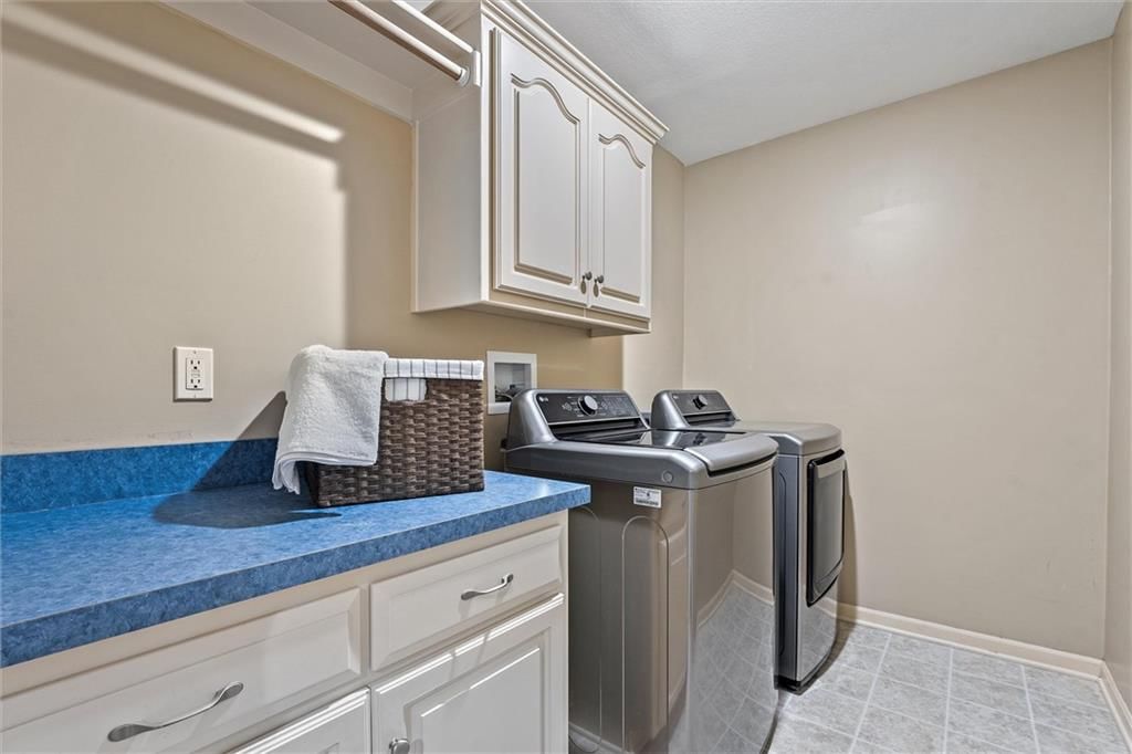 4403 Silverheel Street — photo 25