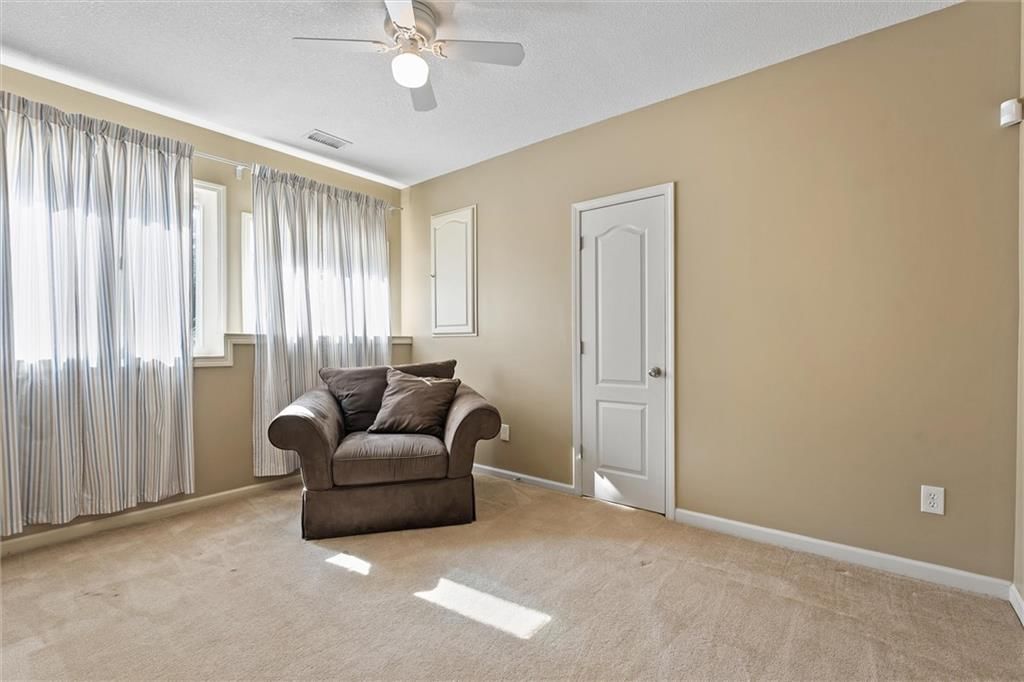4403 Silverheel Street — photo 28