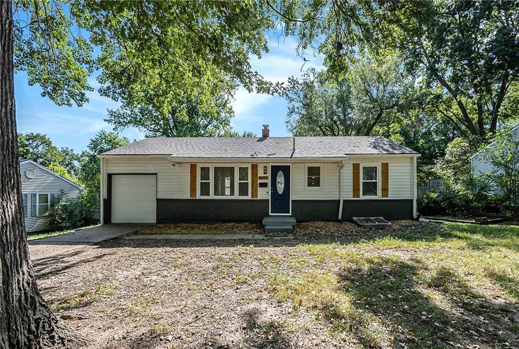 9111 Vaughn Avenue, Raytown, MO