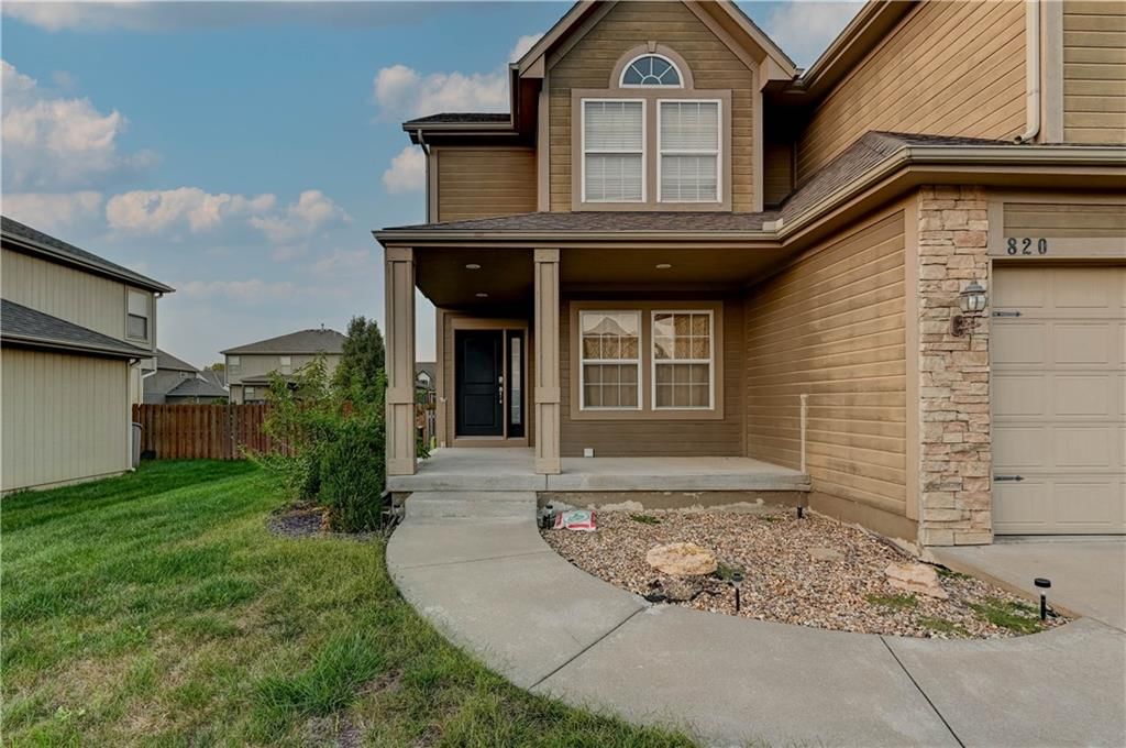 820 SW 36th Street — photo 2