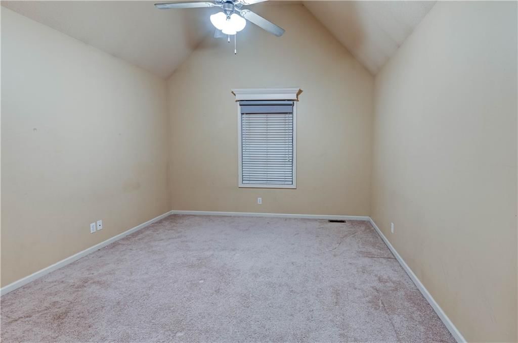 820 SW 36th Street — photo 24