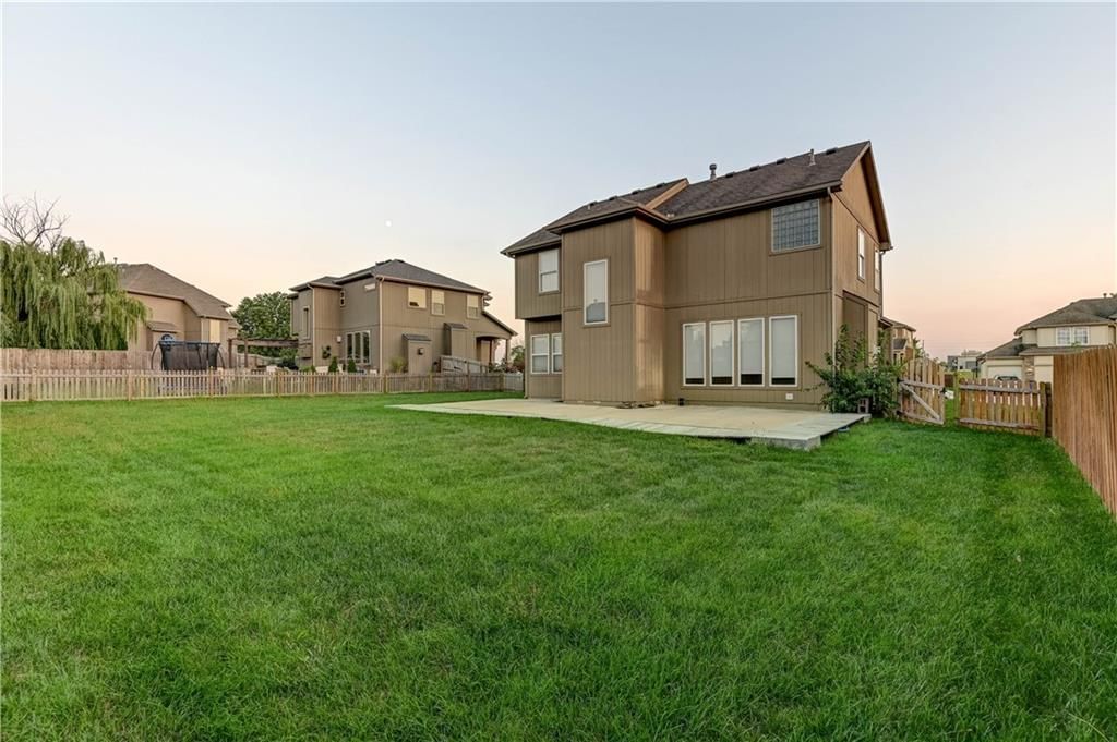 820 SW 36th Street — photo 45