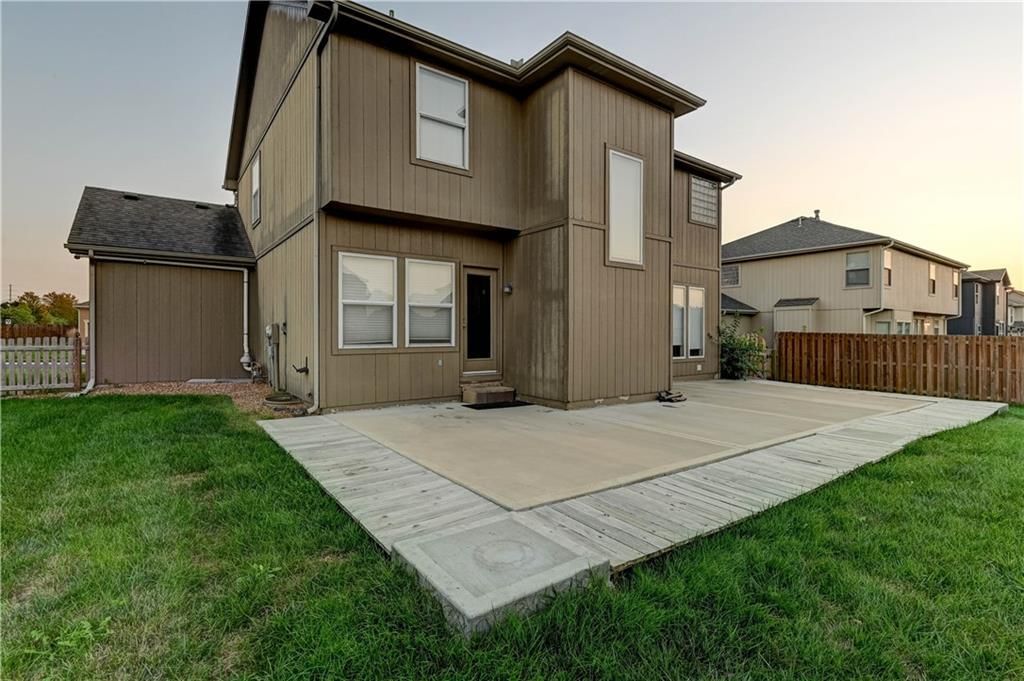 820 SW 36th Street — photo 51