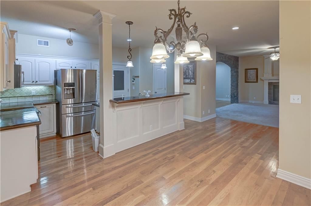820 SW 36th Street — photo 10