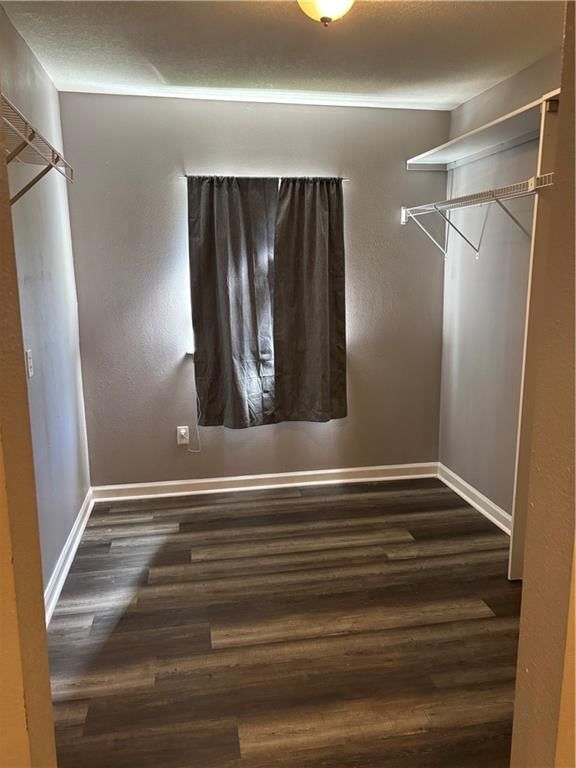 421 W 6th Street — photo 9