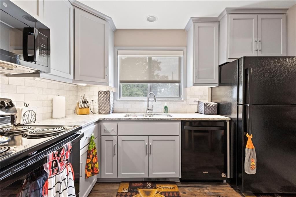 10003 E 78th Street — photo 9