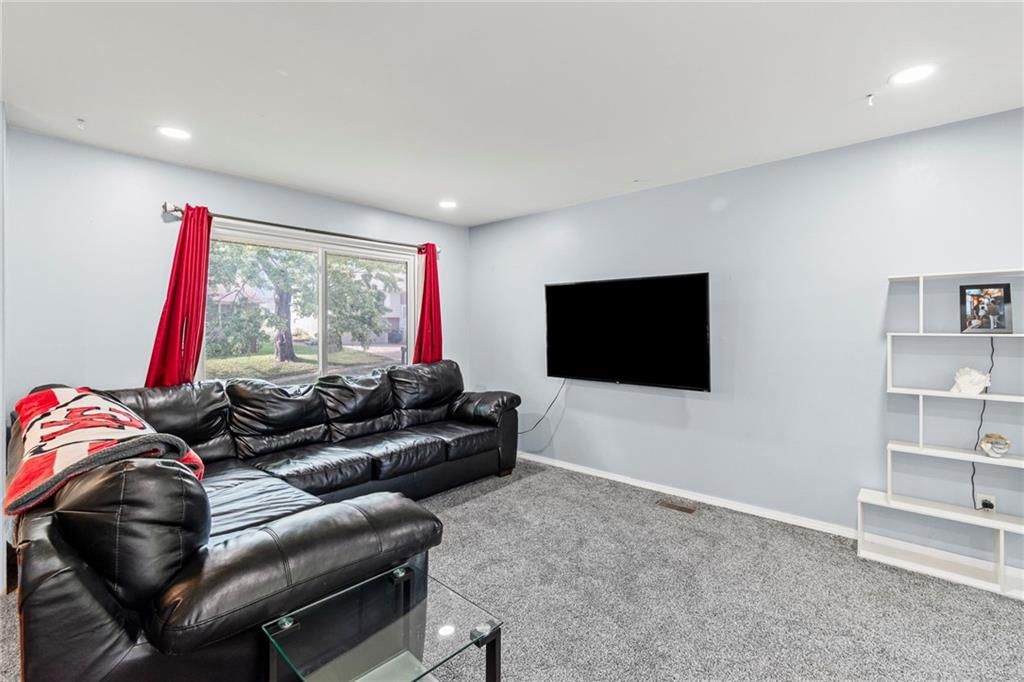 2209 Park Avenue — photo 5