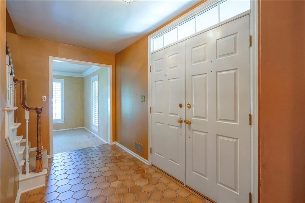 9015 Outlook Drive — photo 3