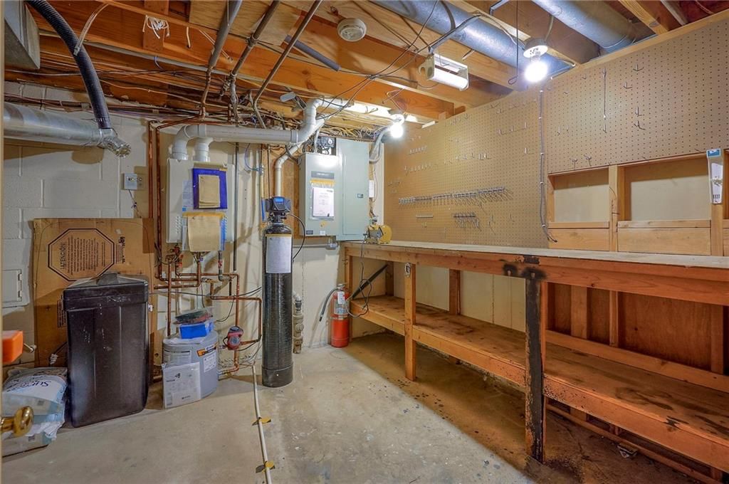 9015 Outlook Drive — photo 49