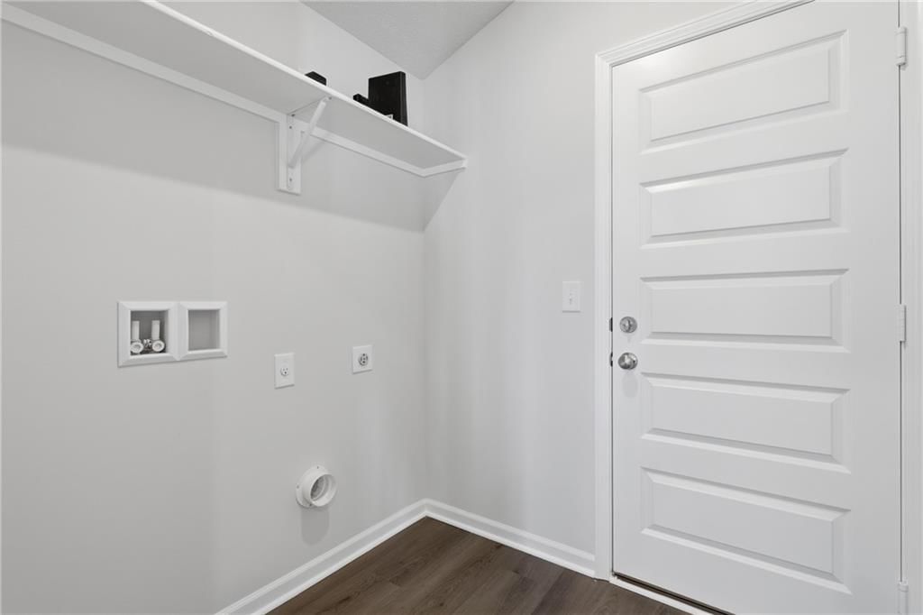 549 N Persimmon Street — photo 9