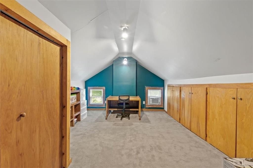 501 E Spruce Street — photo 24
