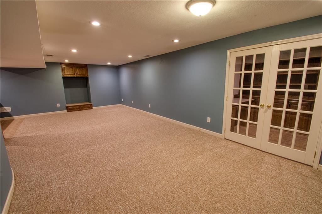 3508 NW Winding Woods Drive — photo 33