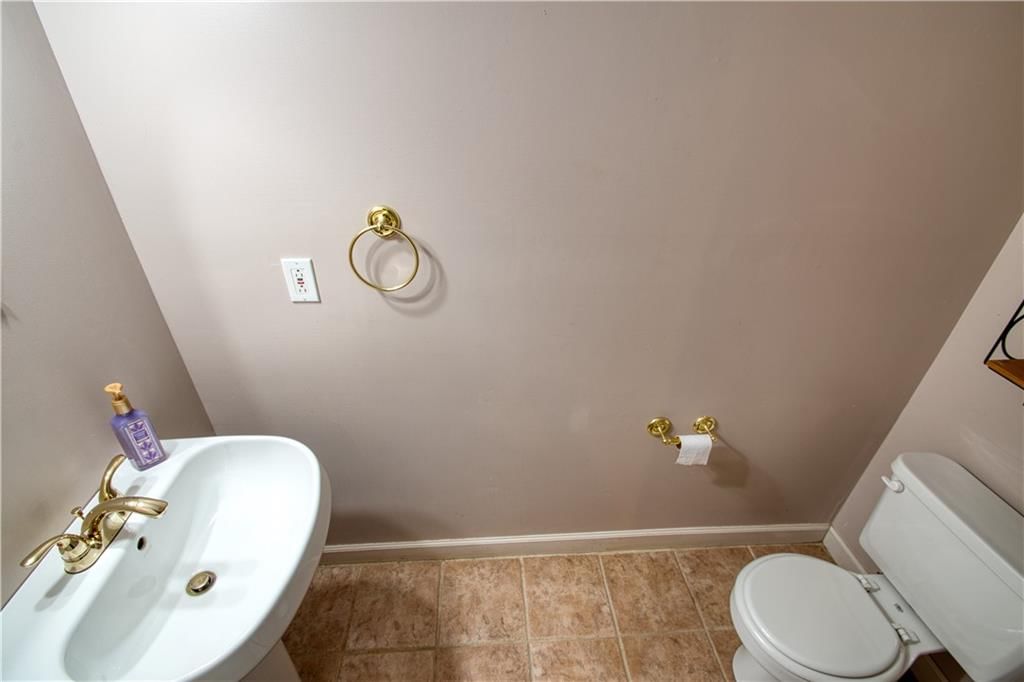 3508 NW Winding Woods Drive — photo 38