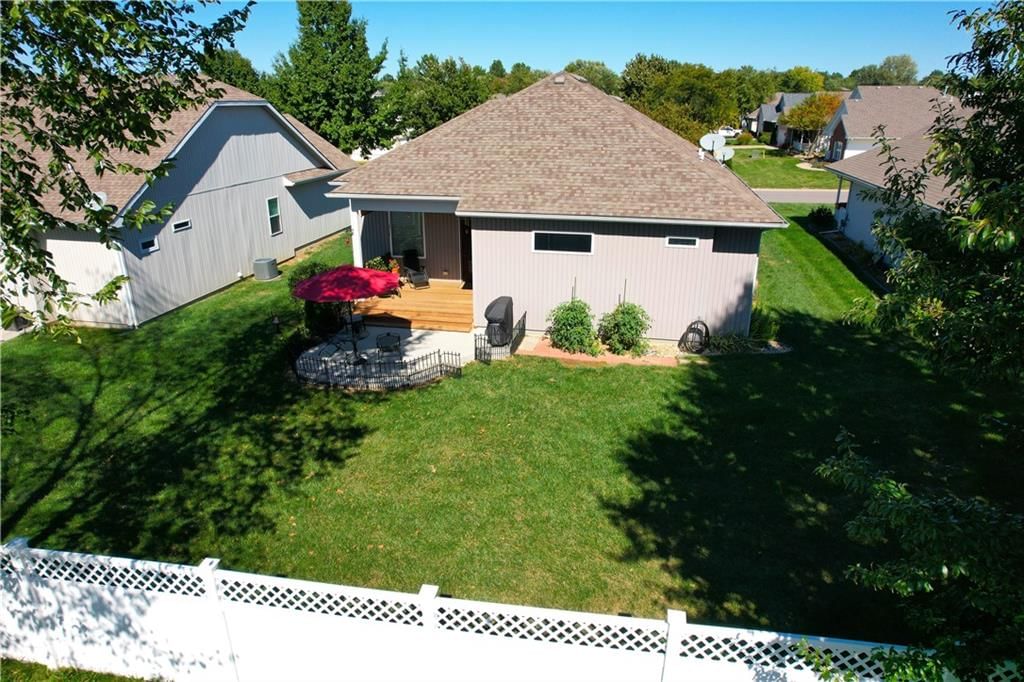 1999 Larkspur N/A — photo 10