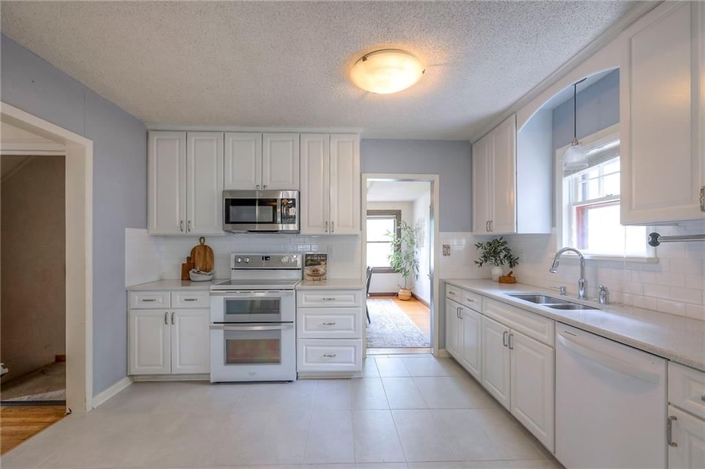722 E Meyer Boulevard — photo 4