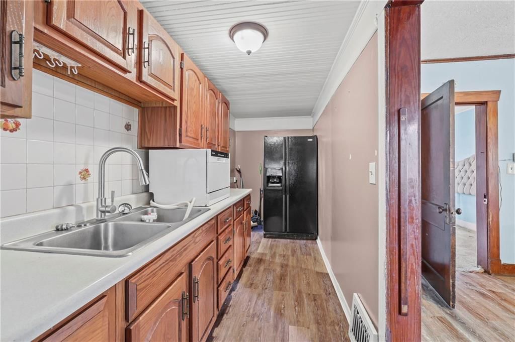 318 E Walnut Street — photo 6
